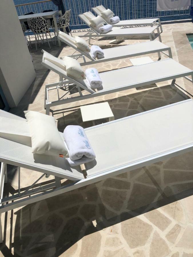 Villa Beline Direct Aan Zee, Verwarmd Zwembad En Sauna ทริบานี-ครุสชิซา ภายนอก รูปภาพ