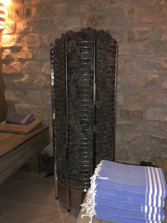 Villa Beline Direct Aan Zee, Verwarmd Zwembad En Sauna ทริบานี-ครุสชิซา ภายนอก รูปภาพ